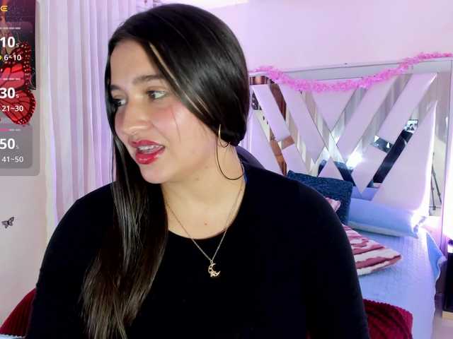 emma-evanss22 live cam preview