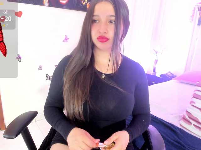 emma-evanss22
