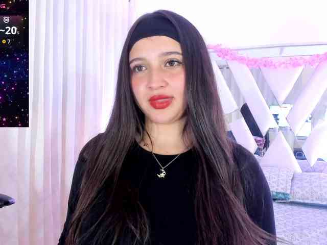 emma-evanss22 webcam