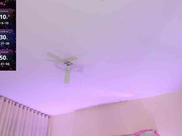 emma-evanss22 webcam