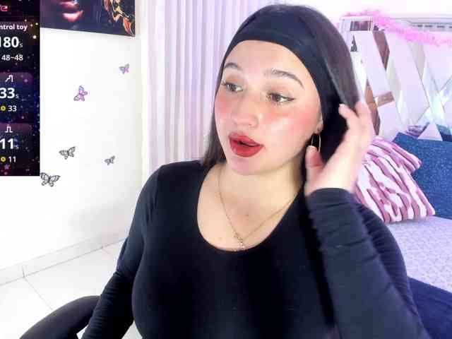 emma-evanss22 webcam