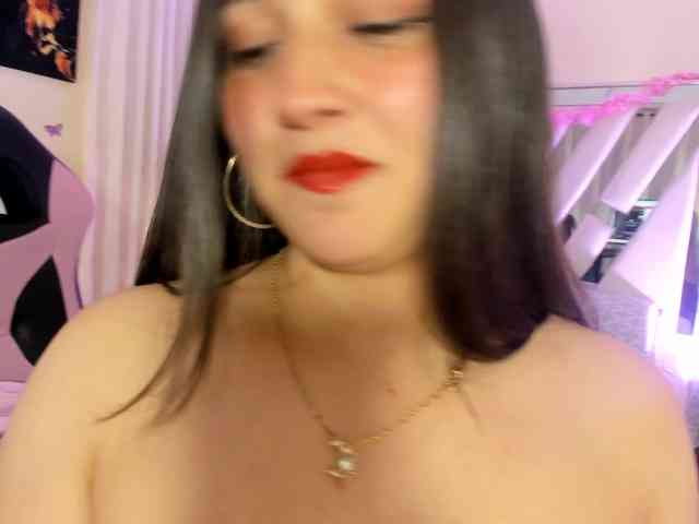 emma-evanss22 webcam