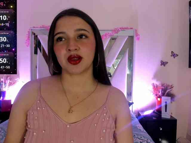 emma-evanss22 webcam