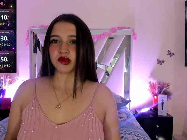 emma-evanss22 webcam