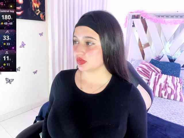 emma-evanss22 webcam