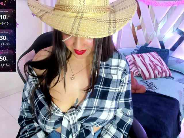 emma-evanss22 emma-evanss22