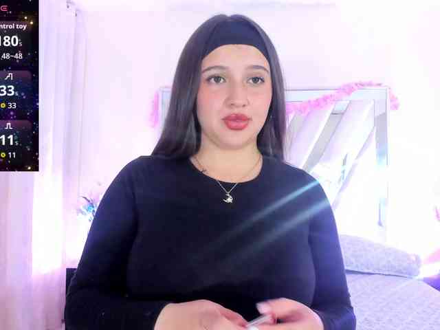 emma-evanss22 emma-evanss22