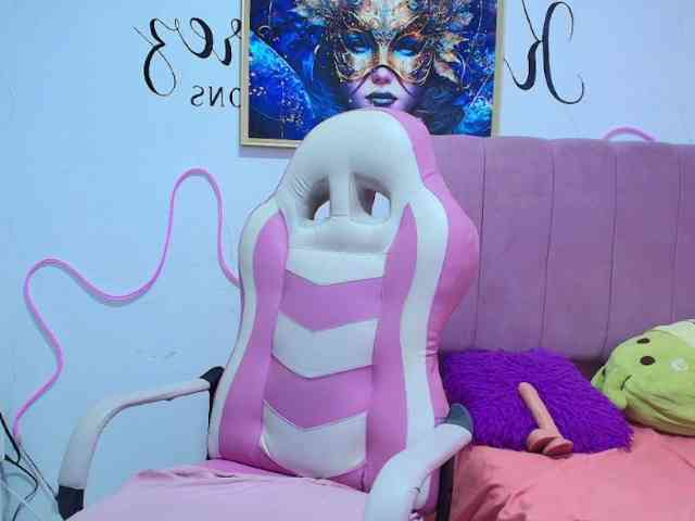 Atenea-bloom webcam
