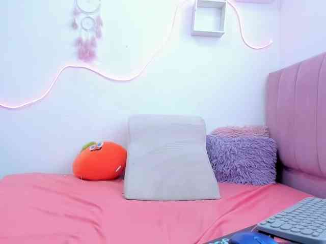 Atenea-bloom webcam