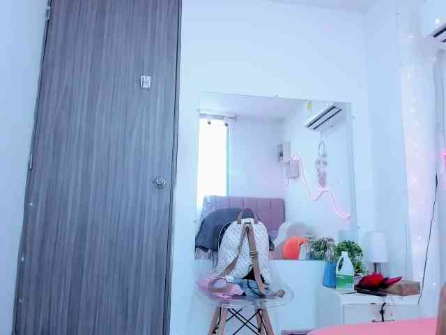 Atenea-bloom webcam