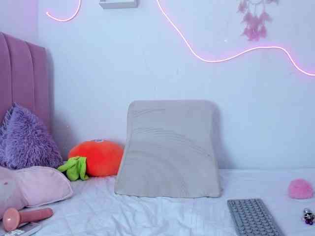 Atenea-bloom webcam