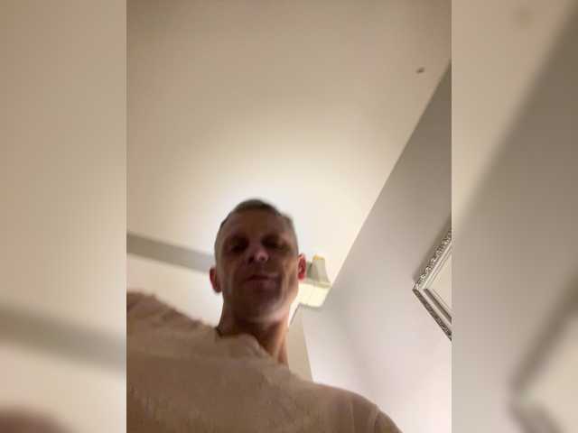 go to chat with Archibald2288