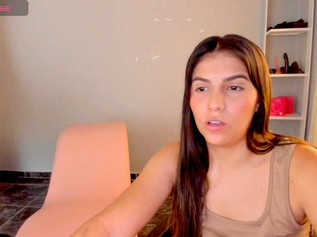 MiayEstrella18nice live cam on BongaCams
