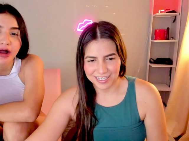MiayEstrella18nice live cam on BongaCams