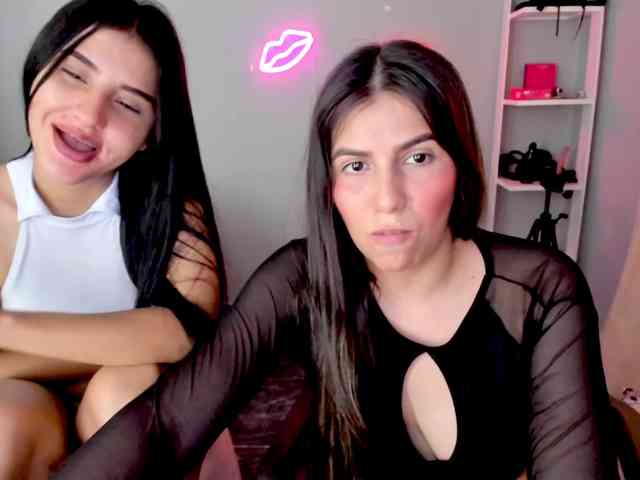 MiayEstrella18nice webcam