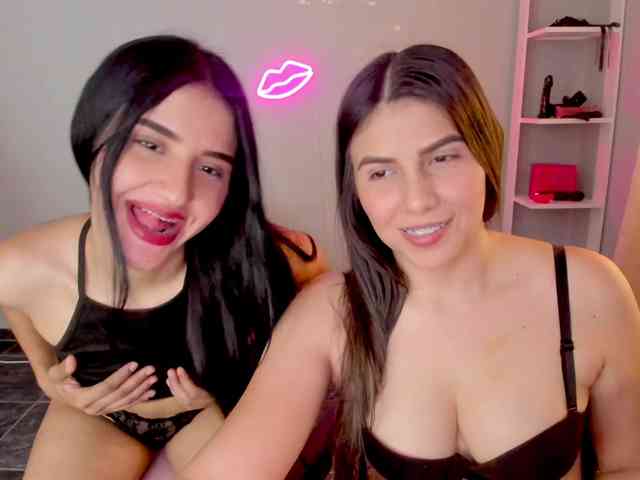 MiayEstrella18nice webcam