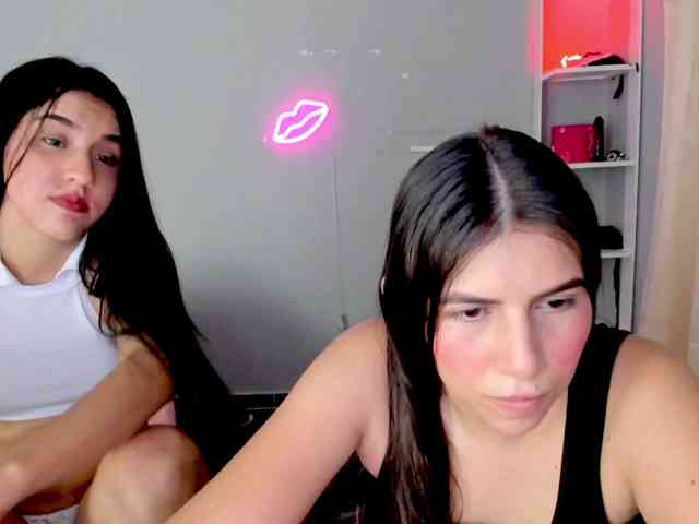 MiayEstrella18nice webcam