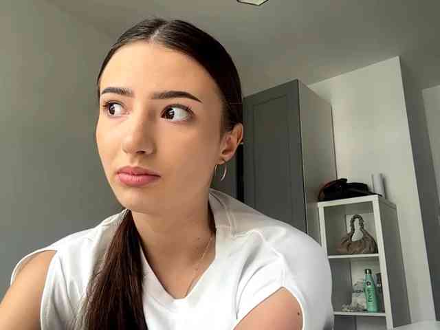 DakotaSieg webcam