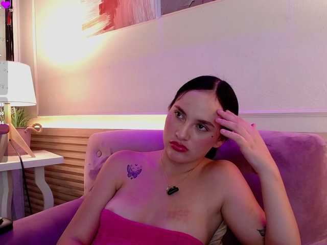 SoffieGaging live cam on BongaCams