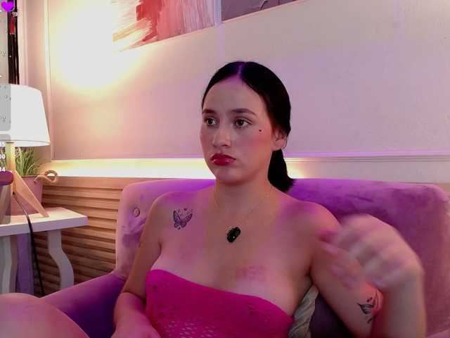 SoffieGaging live cam on BongaCams