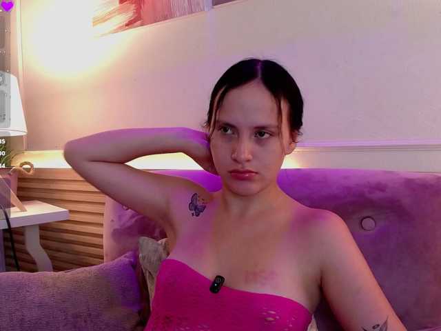SoffieGaging live cam on BongaCams