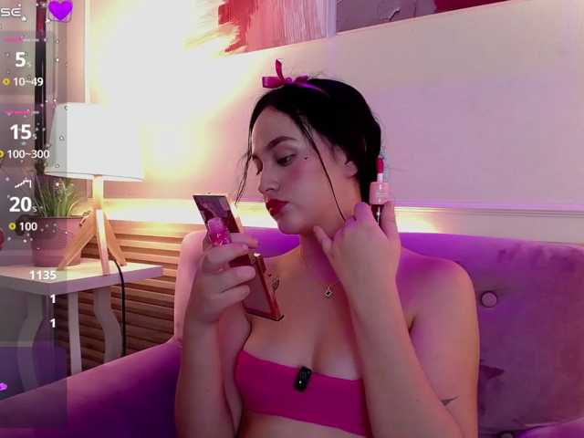 SoffieGaging live cam on BongaCams