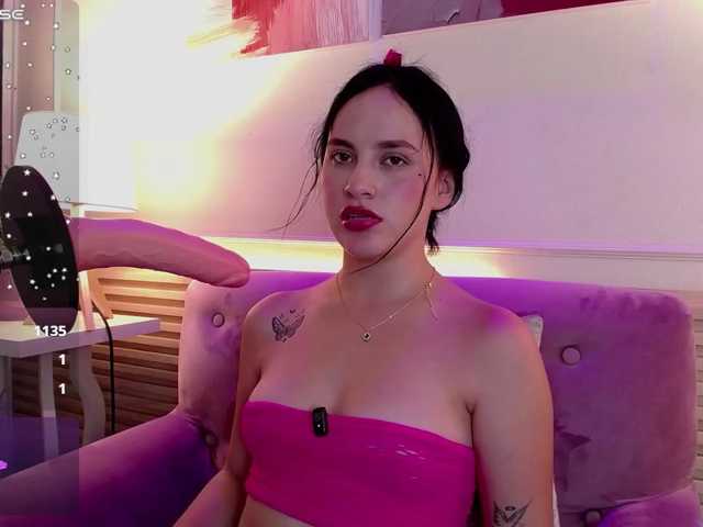 SoffieGaging live cam on BongaCams
