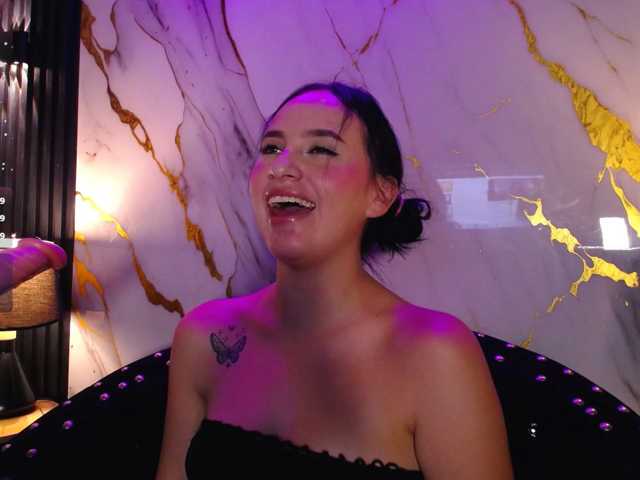 SoffieGaging live cam on BongaCams