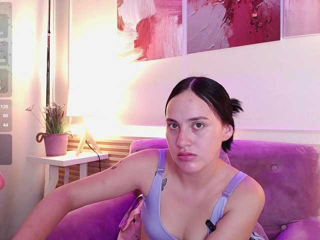 SoffieGaging live cam on BongaCams