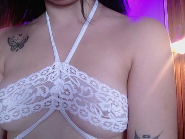 SoffieGaging live cam on BongaCams