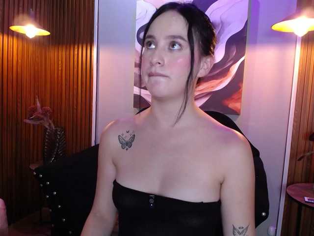 SoffieGaging live cam on BongaCams
