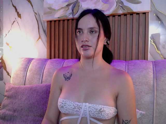 SoffieGaging live cam on BongaCams