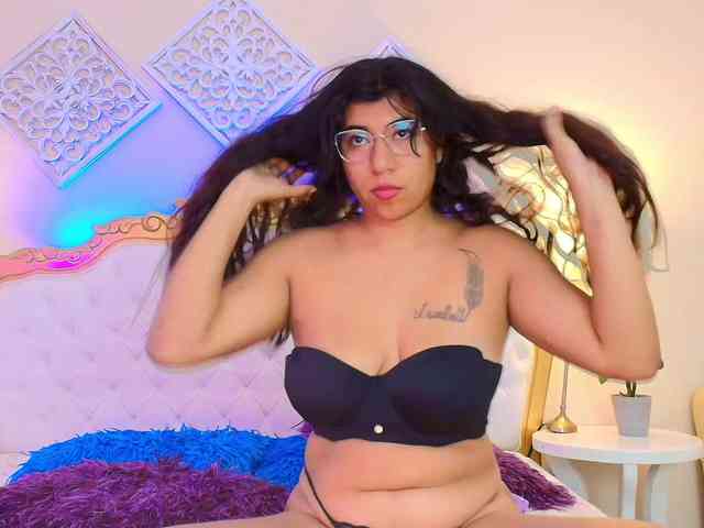 Tonisha-Gil