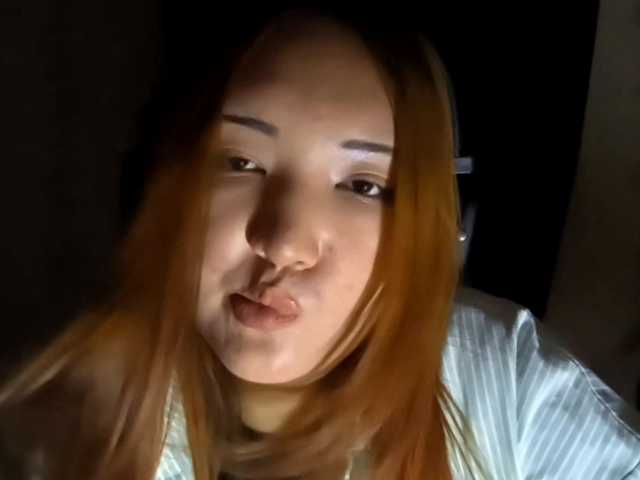 DevonaVanvolkenburg live cam on BongaCams