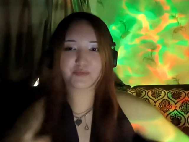 DevonaVanvolkenburg live cam on BongaCams