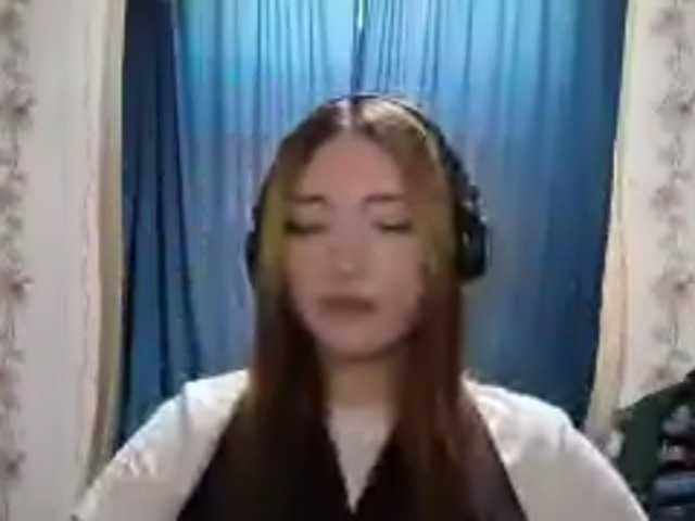 DevonaVanvolkenburg live cam on BongaCams