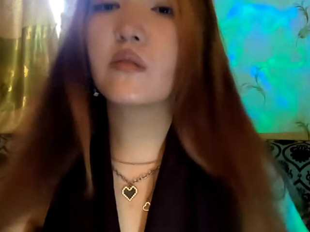 DevonaVanvolkenburg live cam on BongaCams