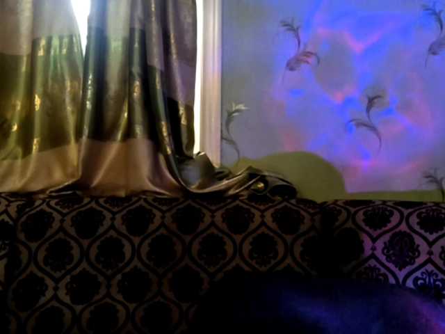 DevonaVanvolkenburg live cam on BongaCams