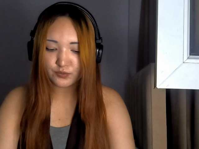 DevonaVanvolkenburg live cam on BongaCams