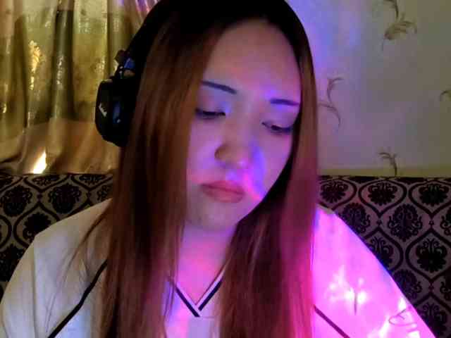 NessaDevona webcam