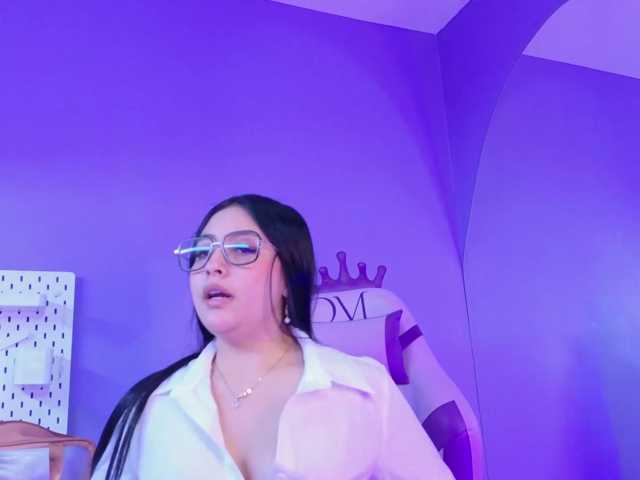 Annie9 live cam on BongaCams