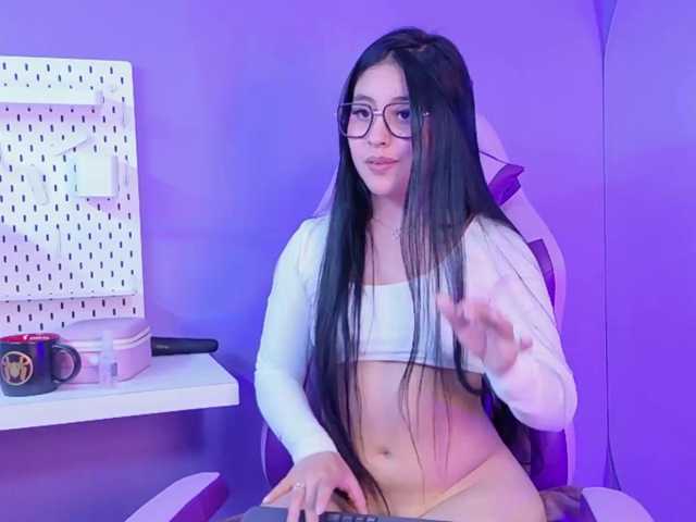 Annie9 live cam on BongaCams