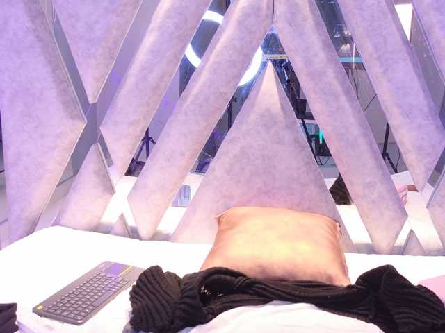 Annie9 live cam on BongaCams