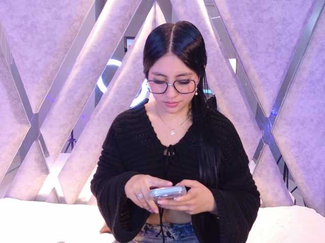 Annie9 live cam on BongaCams