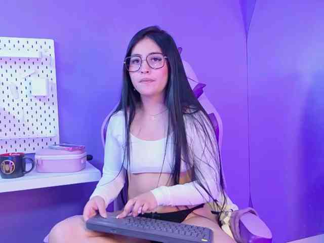 Annie9 webcam
