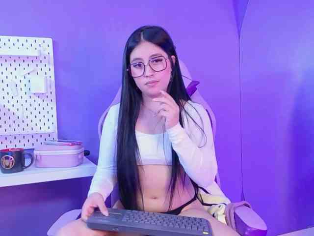 Annie9 webcam