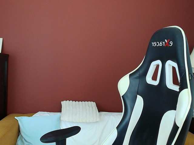Anna-Heart live cam on BongaCams