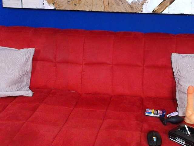 Anna-Heart live cam on BongaCams