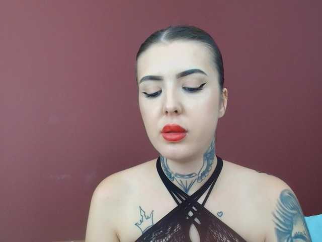 Anna-Heart live cam on BongaCams