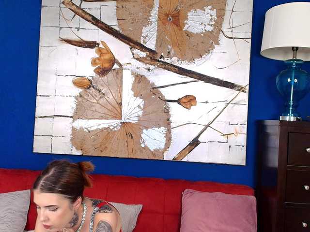 Anna-Heart live cam on BongaCams